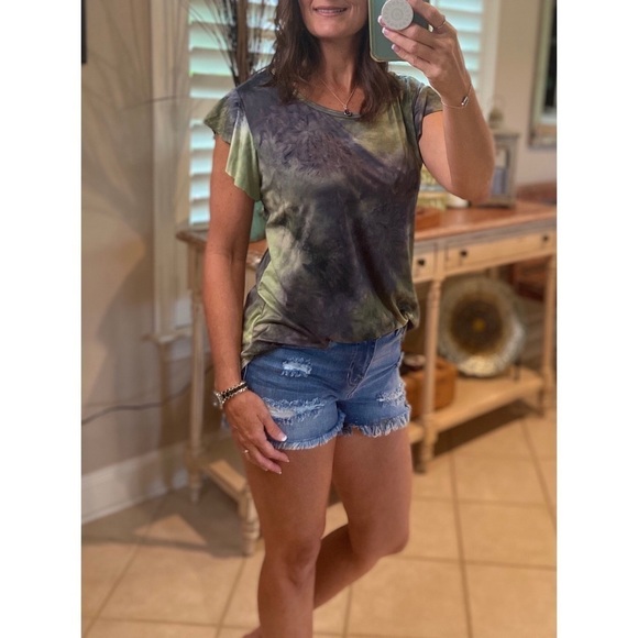 Tie Dye Flutter Ruffle Short Sleeve Green 3020 - Picture 1 of 10